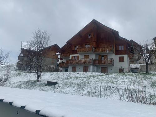 Appartement dans Chalet 8 personnes