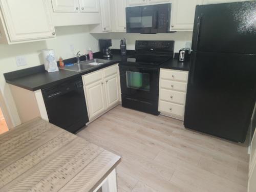 Myrtle Beach Oceanview! 1st Floor-Shore Beats Work secondary