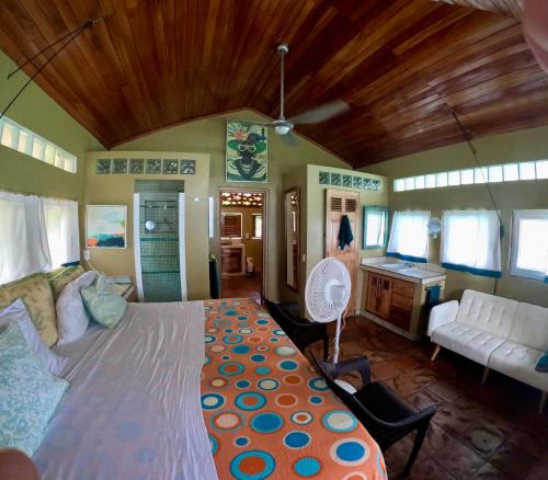 'Crows Nest' Studio Apt. in Corn Island