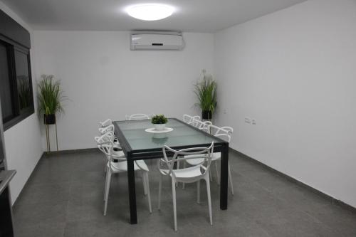 וילה במעיין in Gidona