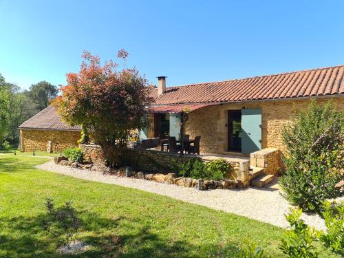 Градина, Larroque Haute Gites in Frayssinet-le-Gélat