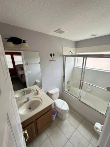 Elegant Brand NEW Houses Less 10 Minutes from Disney - main image