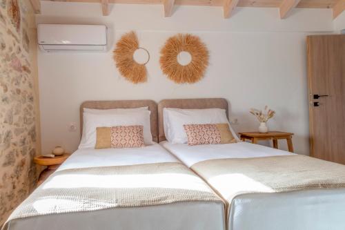 Patitiri Kefalas luxury villas