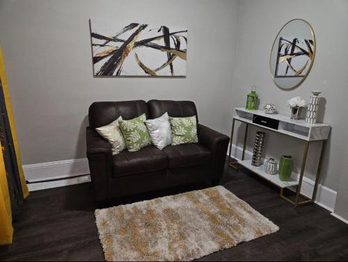 Elegant 4 BR @Cleveland Clinic Area in Cleveland, USA