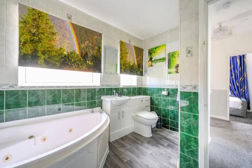 *328OL* For your relaxed & Cosy stay + Parking, Лидс (фото 9)