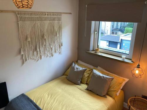 Rustic Top Floor West End Pad With Balcony, Parking next to Byers Road, Aston Lane, Glasgow Uni, Glasgow (foto 7)