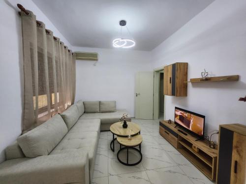 Nevi Apartment, Tirana