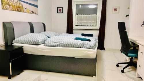 Emily’s Apartment Emily’s Apartment