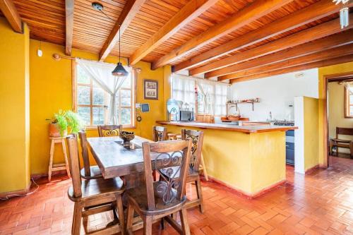 Four-Bedroom House image 4