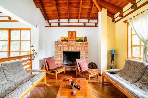 Four-Bedroom House image 3