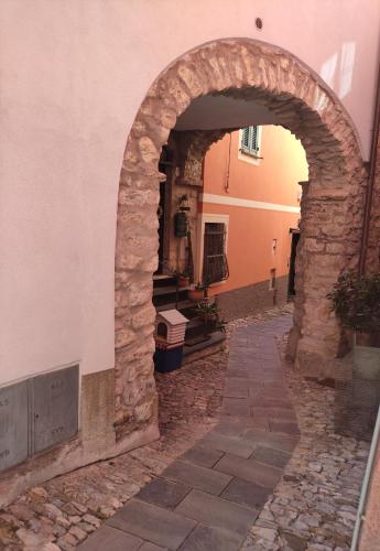 Camera tra le Cinque Terre, Camogli e Portofino. Vista valle e scorcio mare all'orizzonte