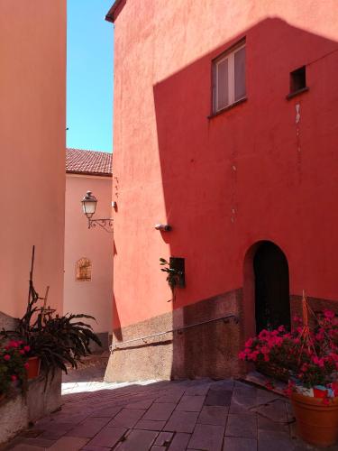 Camera tra le Cinque Terre, Camogli e Portofino. Vista valle e scorcio mare all'orizzonte