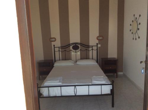 1 double bed