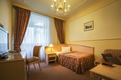 Standard Single Room image 4