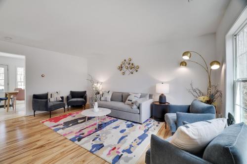 30 Day Minimum Stay - Private Creekside Solace in East Stroudsburg