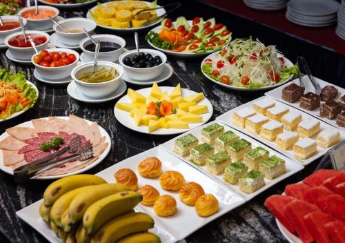 Family Hanoi Hotel – Hanoi, NY