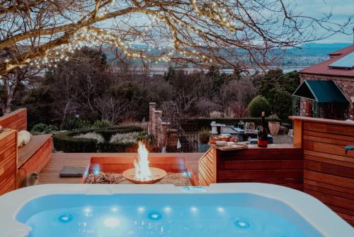 . Luxury Nature Retreat - Spa, Cedar Sauna & Stunning Views
