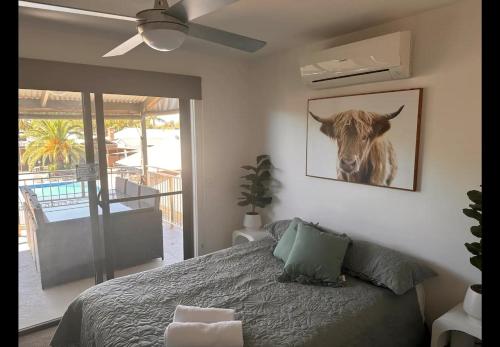 3 bedrooms, 5 beds