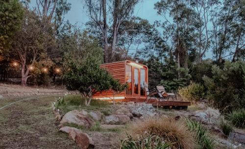 Outdoor Spa & Sauna with amazing views at Jaclyn Studio