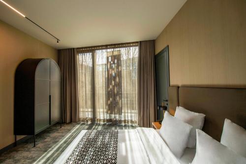 Superior Double or Twin Room with Terrace