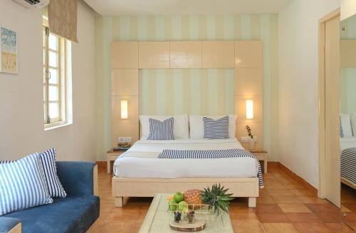 2 twin beds