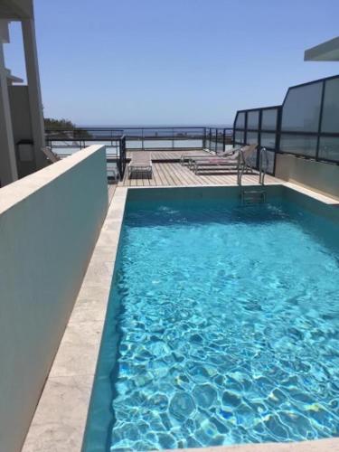 Charmant F3 vue mer avec piscine in 勒庫爾薛