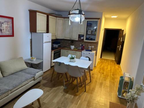 Vacations Apartment 50 m from the beach - image 5