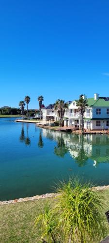 Macs Cove, Marina Martinique in Aston Bay