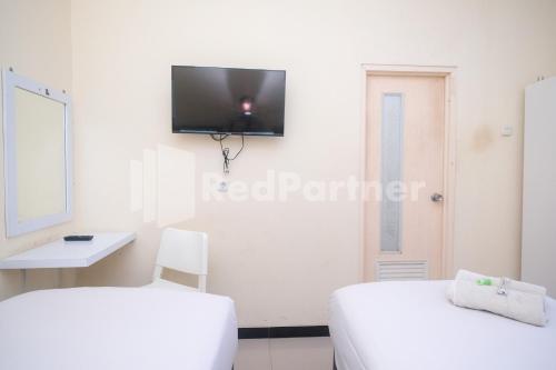 Deluxe Twin Room image 4
