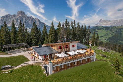 Rifugio Crëp de Munt gîte à louer Corvara in Badia - Corvara