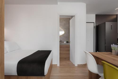 Athenian Riviera Seaside Suite, Athens (photo 2)