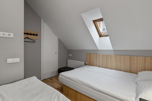 Stay Express Hotel - image 6