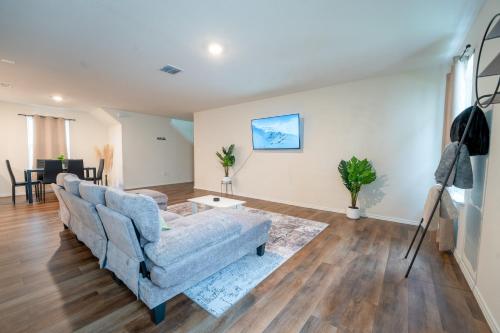 Charming Home near Seaworld in Helotes, USA