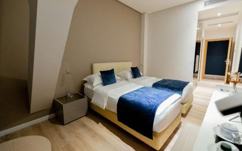 Best Western Premier Ark Hotel - image 11