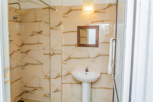 ShiCo Transit Hotel - image 4