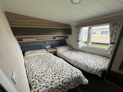 Lovely 2-Bed Caravan in Prestonpans