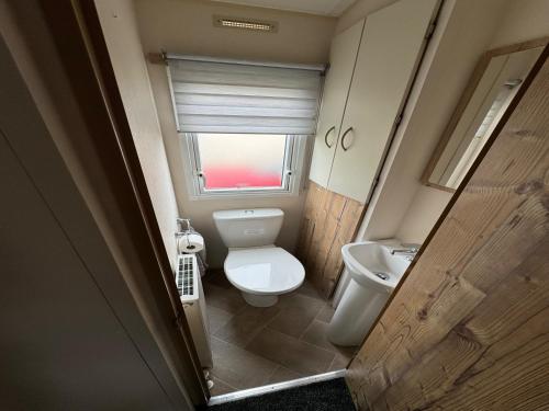 Captivating 3-Bed Cabin in Prestonpans