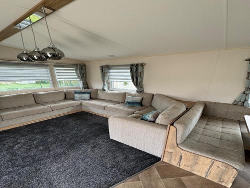 Captivating 3-Bed Cabin in Prestonpans