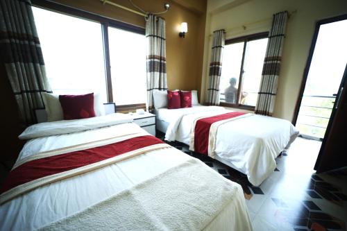 Double or Twin Room with Balcony