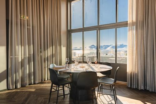 Enter St Elisabeth Suites & Spa Enter St Elisabeth Suites & Spa