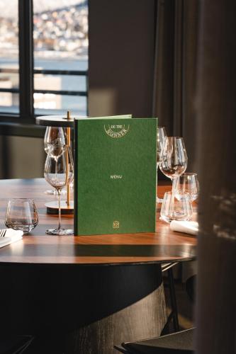 Enter St Elisabeth Suites & Spa Enter St Elisabeth Suites & Spa