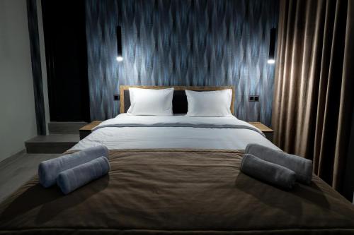 EVN Rooms