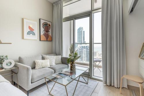 Frank Porter - Studio One, Dubaj (fotografie 5)