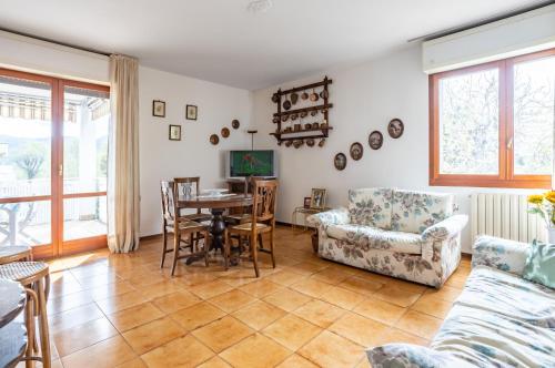 Lucca Bright Apartament with Balcony and Parking!