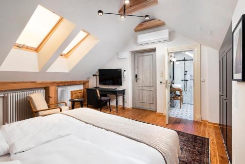 EASY RENT Apartments- Fontana Boutique