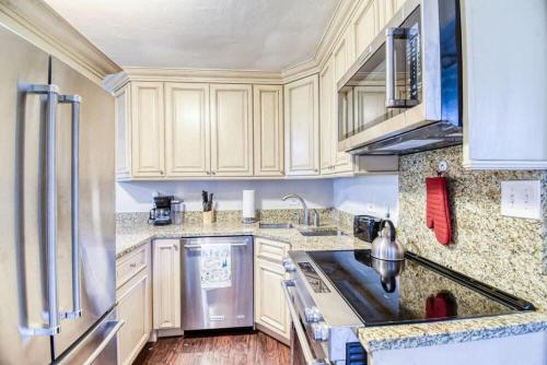Modernized 2 Bedroom minutes from Vail Resort in Vail, USA