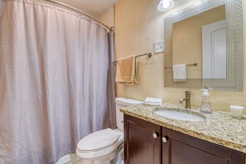 Modernized 2 Bedroom minutes from Vail Resort in Vail, USA