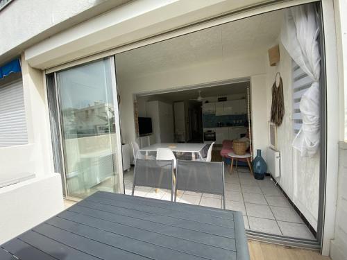 Terraza/balcón, Sol-y-Days les Tamaris Grand Studio familial avec terrasse in Le Grau-du-Roi