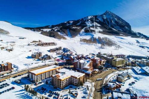 Studio #120 @ Perfect Location w Pool & Hot Tub, Crested Butte (photo 3)