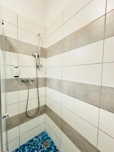Dream Hub Room Type - Twin Room with Private Bathroom